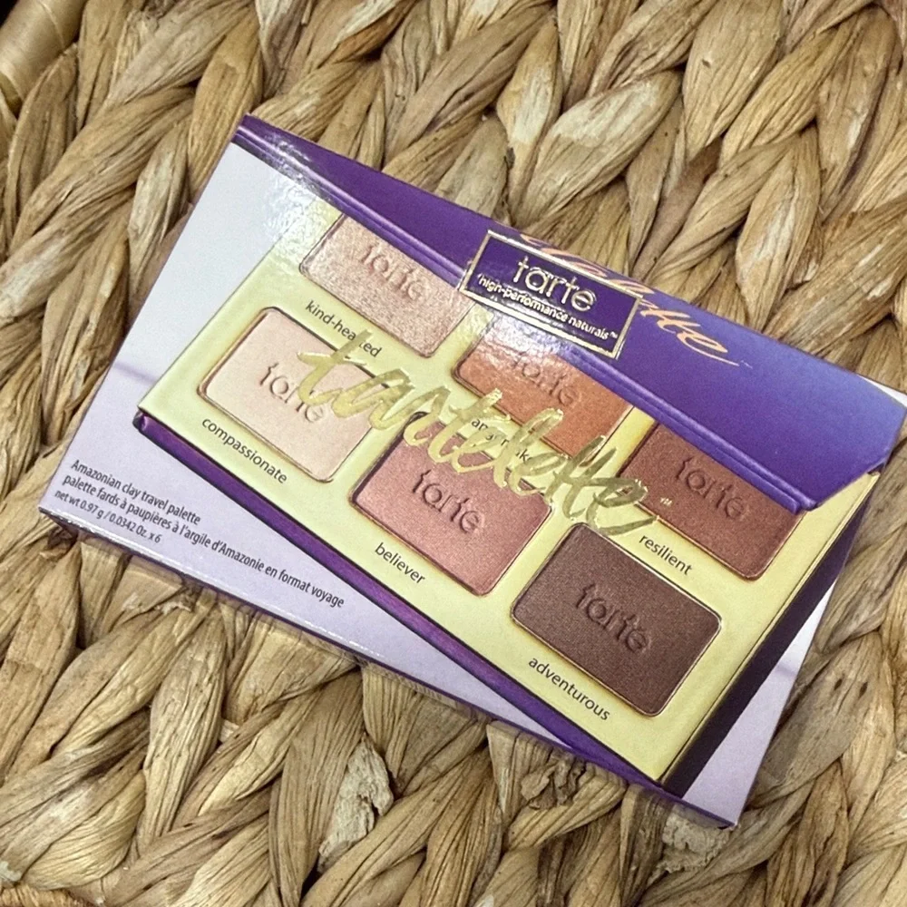 tartelette™ Amazonian clay travel palette - NEW - Picture 2 of 3